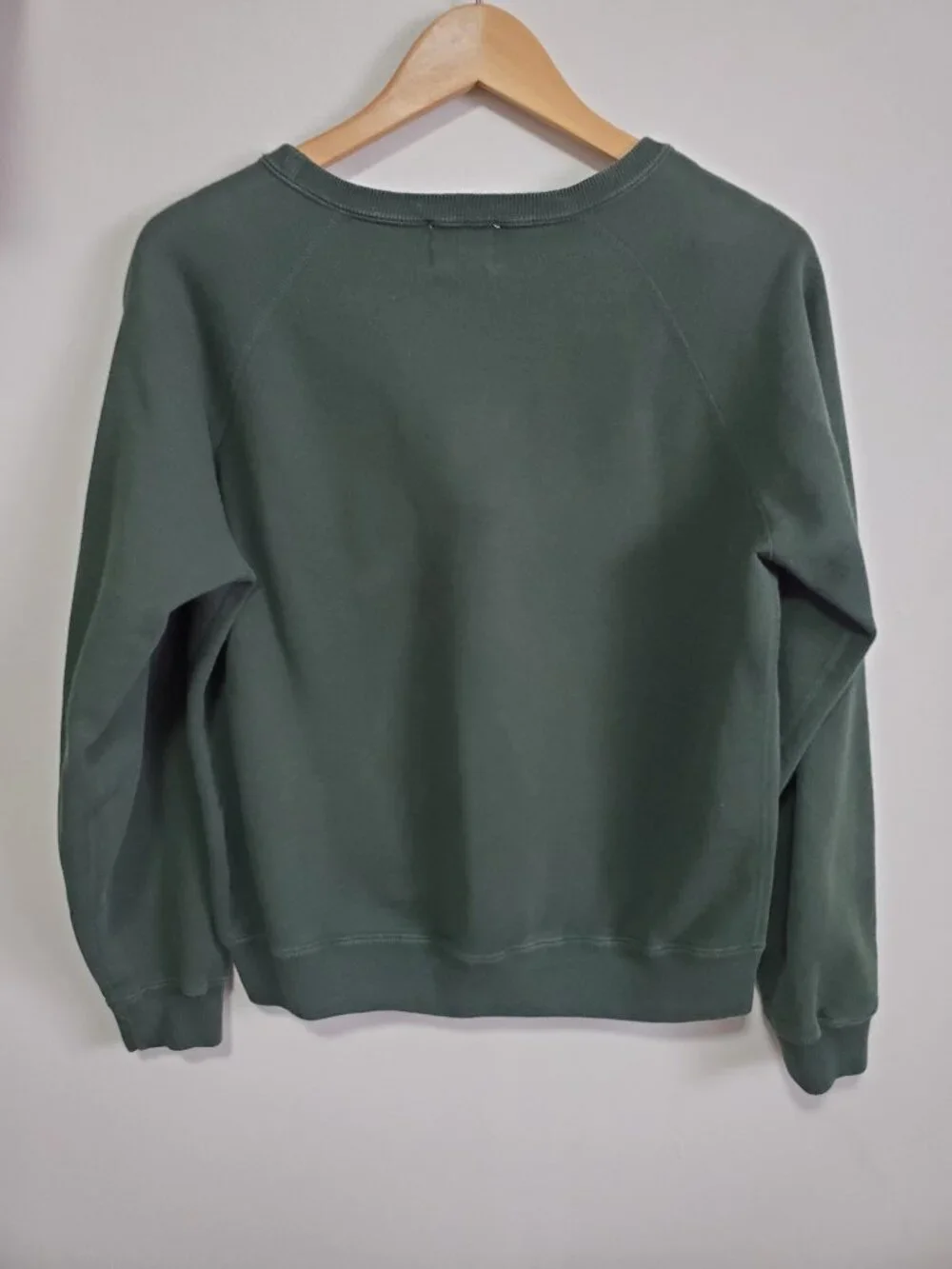 ROOTS Equestrian Sweatshirt Maple Leaf Terrycloth Green Black Women's Medium - Picture 9 of 11